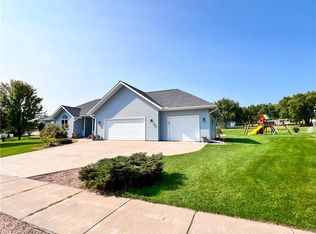 106 Royal Crest Dr, Rice Lake, WI 54868