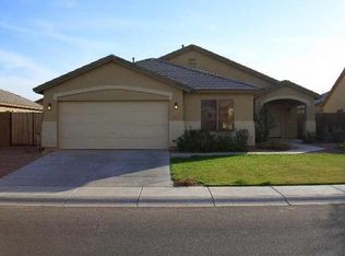 2225 W Sunshine Butte Dr, San Tan Valley, AZ 85142