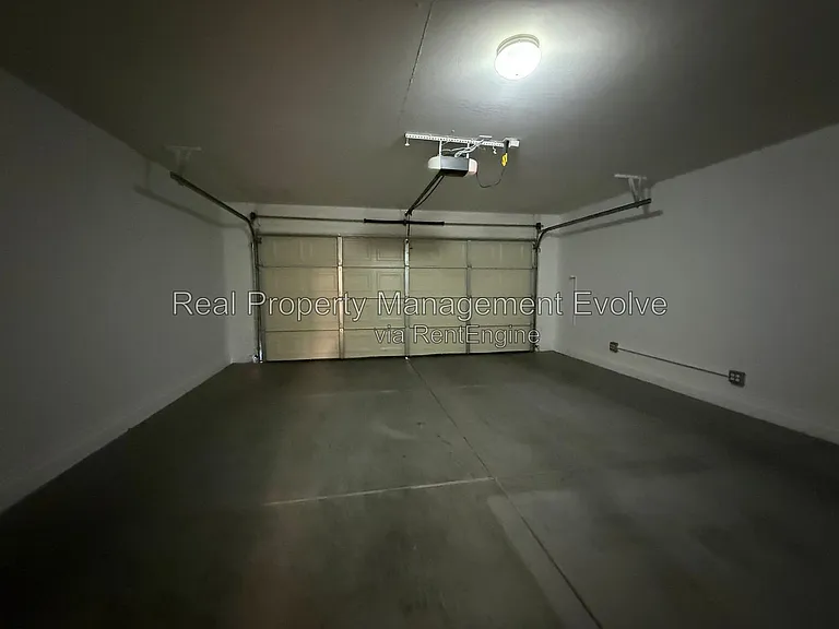 22621 W Yavapai St — Photo 21