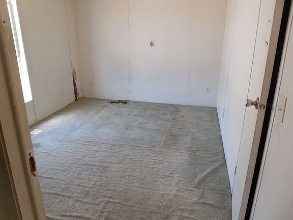 3rd image of 13602 Nassau Dr