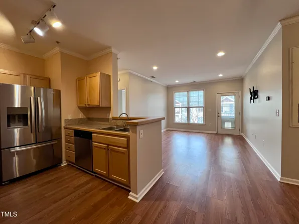 801 Moratuck Dr APT 308, Raleigh, NC 27604