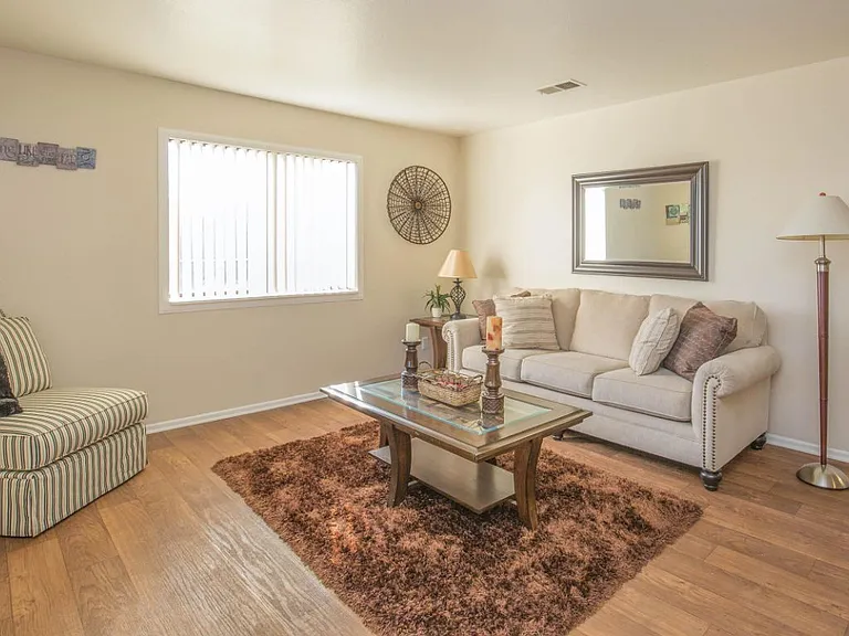 SummerRidge Apartments — Photo 32