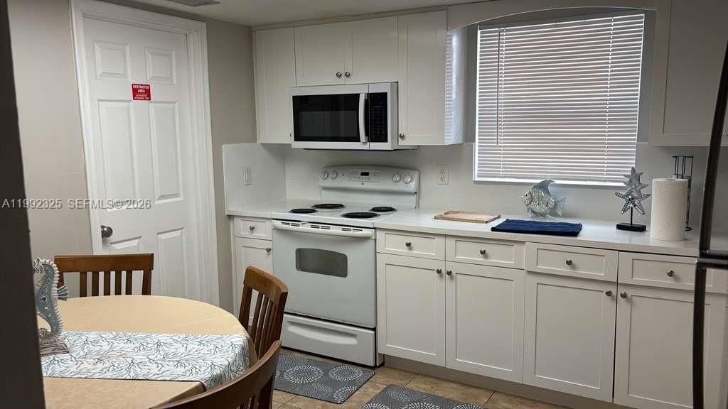 1120 NE 24th Ave Suite 1, photo 4