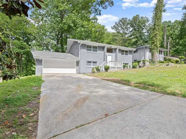 495 Larchmont Cir NW, Atlanta, GA 30318
