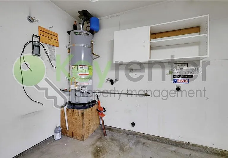 7005 Woodside Dr — Photo 33
