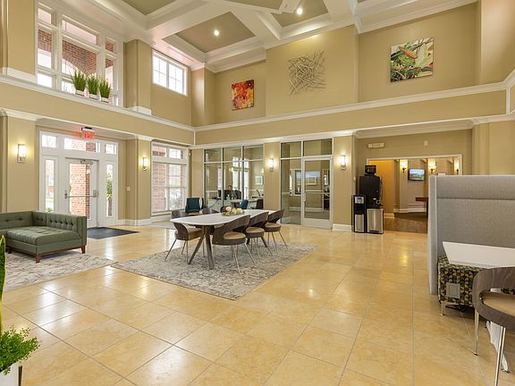 5th image of 3816 Banyan Grove Ln #701-301
