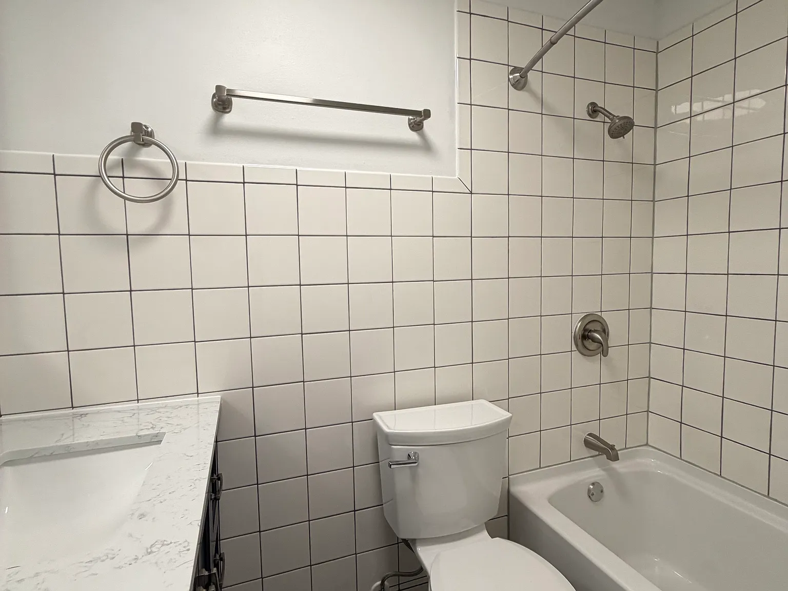 2 bed, 866 sqft, $1,000 — Photo 4