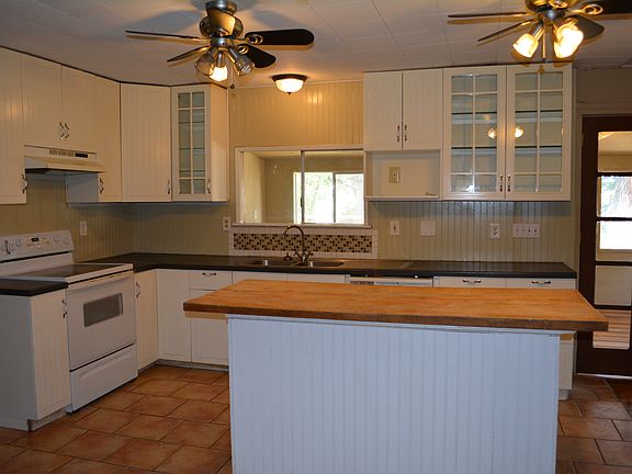 C:\Users\Elizabeth Castilou\Documents\RENTAL- 5855 Verigan R