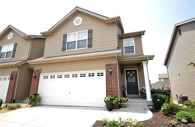 1st image of 871 Harbor Woods Dr