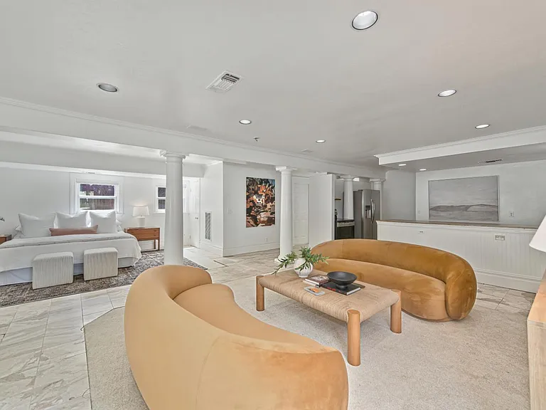 1900 22nd St #1 — Photo 3