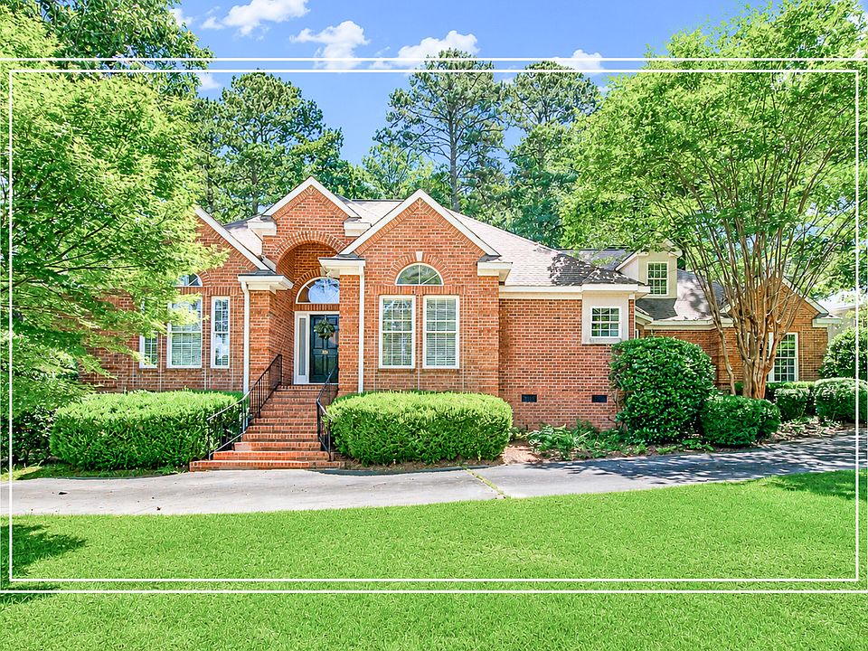 1st image of 101 Loganberry Ct
