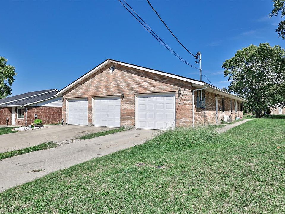 1st image of 4902 Mercedes Dr #4902