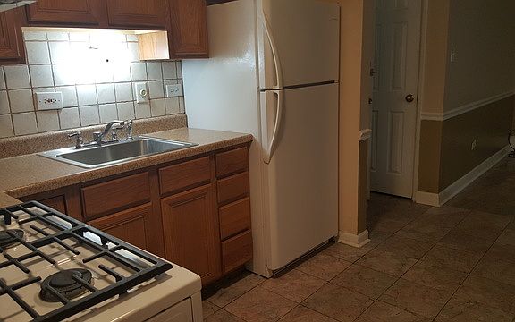 5th image of 9997 Linda Ln