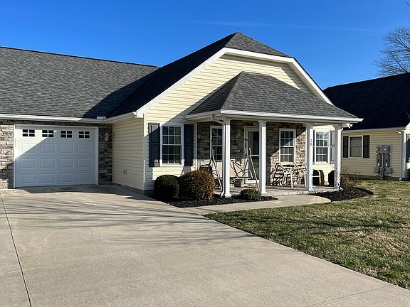 2nd image of 28 Paradise Ln