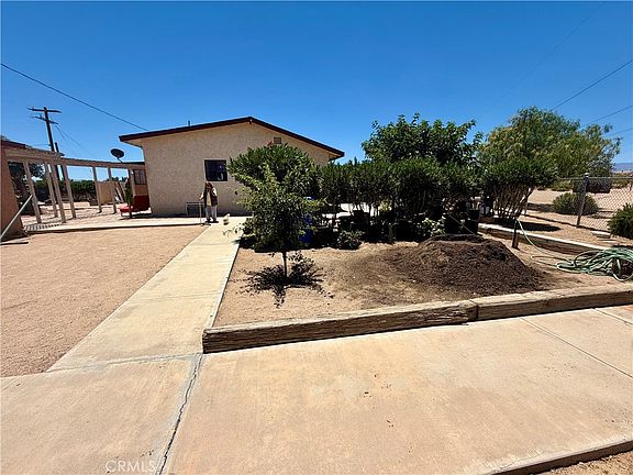 4th image of 12583 Sierra Rd