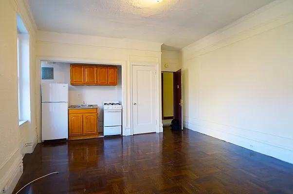 Rented by Bohemia Realty Group | media 15