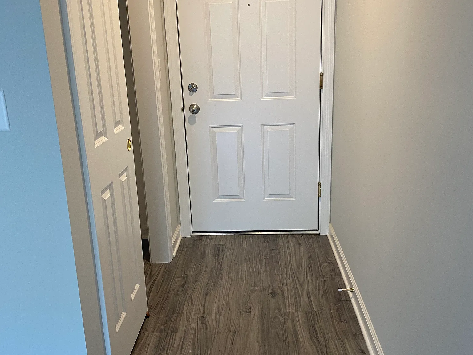1 bed, 921 sqft, $1,900 — Photo 4