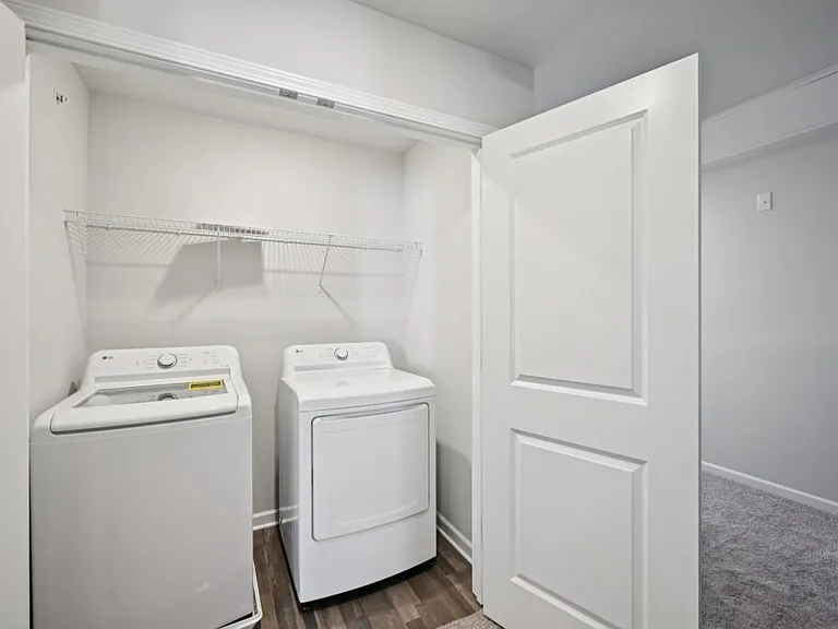 423 Lanier Cir — Photo 20