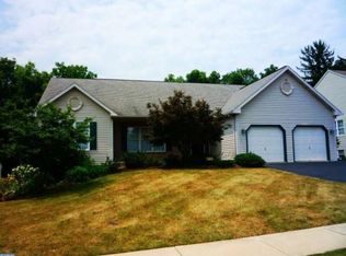 3114 N Wagner Cir, Sinking Spring, PA 19608