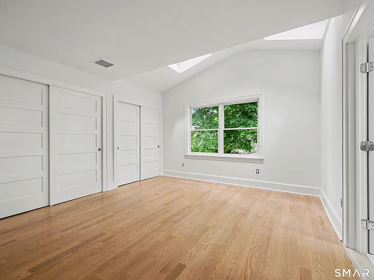 15 Shorelands Pl — Photo 10