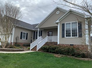 210 Paddle Ln, Mebane, NC 27302