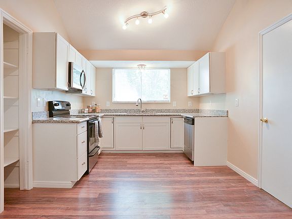 2nd image of 4358 W. Volta Avenue