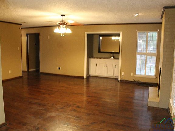 5th image of 705 Bryn Mawr St