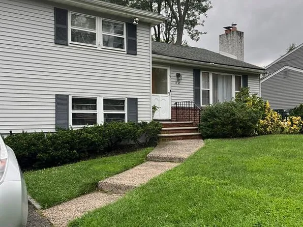 17-10 Radburn Rd, Fair Lawn, NJ 07410