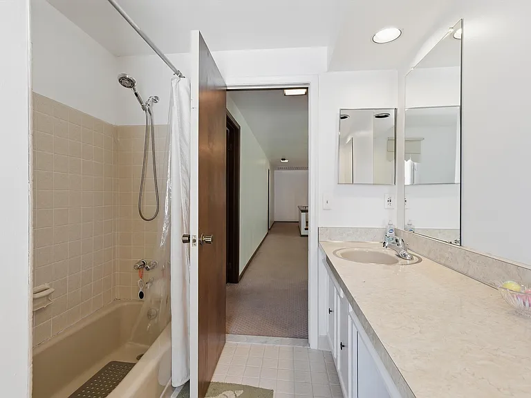 4677 Rolling Ridge Rd — Photo 31