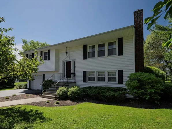217 Saint Lawrence Ave W, Brownville, NY 13615