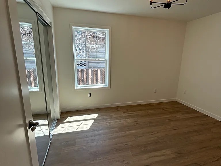 1429 N 16th St #1 — Photo 3