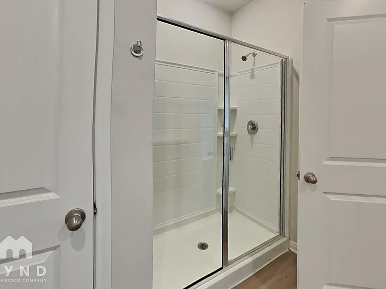15468 Maple Terrace Dr — Photo 9