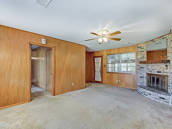 4th image of 3304 Avenue A