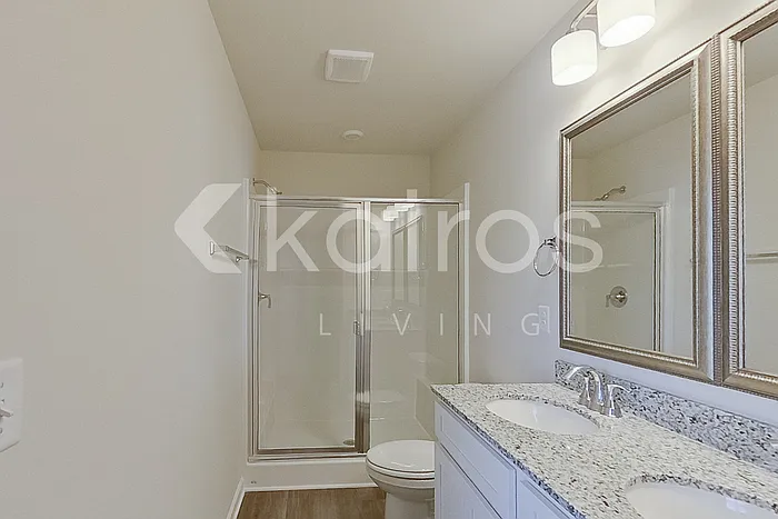 2461 Banyan Cir — Photo 19