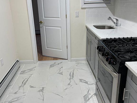 4th image of 116-00 150th St