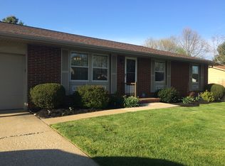 951 Country Club Dr, Wooster, OH 44691