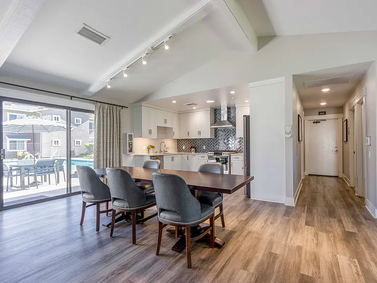 Knollwood Meadows Apartments — Photo 17