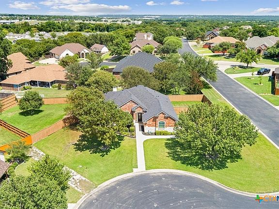 2nd image of 1106 Tanglewood Ct