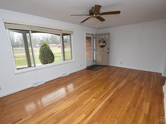 4th image of 1140 Willowwood Dr