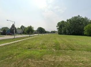 343 S Chatham Ave, Addison, IL 60101