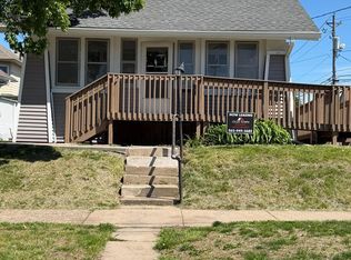 1531 21st Ave, Moline, IL 61265