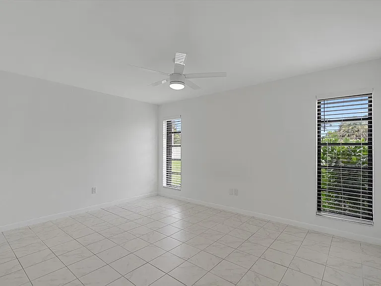 6510 Olivewood Cir — Photo 12