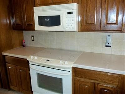 3rd image of 3001 NE Heritage Ln
