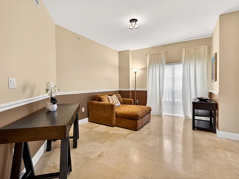 2409 N Ocean Blvd #328 — Photo 28