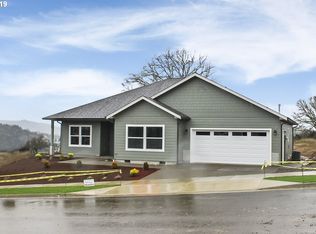 791 Pebble Crk, Saint Sutherlin, OR 97479