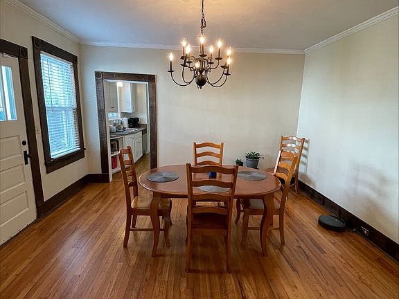 5th image of 1829 McDowell St