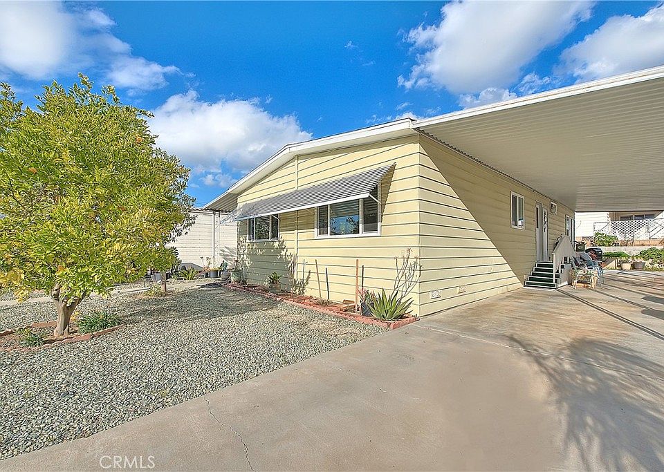 1st image of 26090 Phoenix Palm Dr