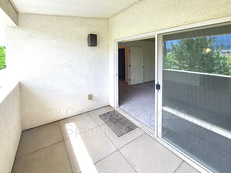 4305 Prestige Point — Photo 18