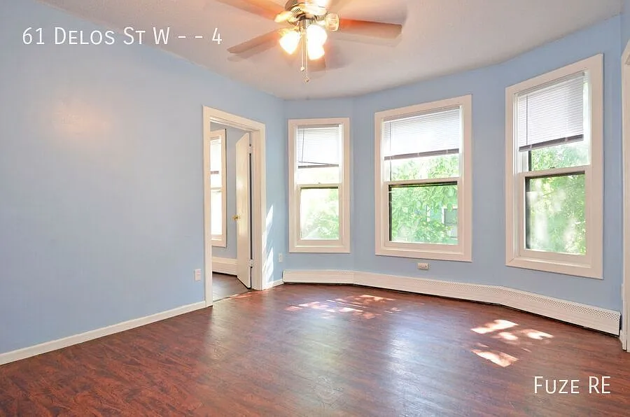 Spacious 4-Bedroom Upper-Level Unit Available Now in West St. Paul! — Photo 2