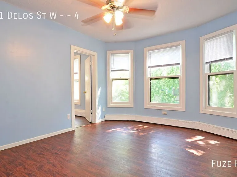 61 Delos St W #4 — Photo 2